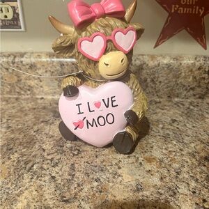 Bella Luxx Pink Heart Cow Figurine